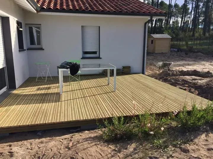 Menuiserie extérieure à Saint-Julien-en-Born