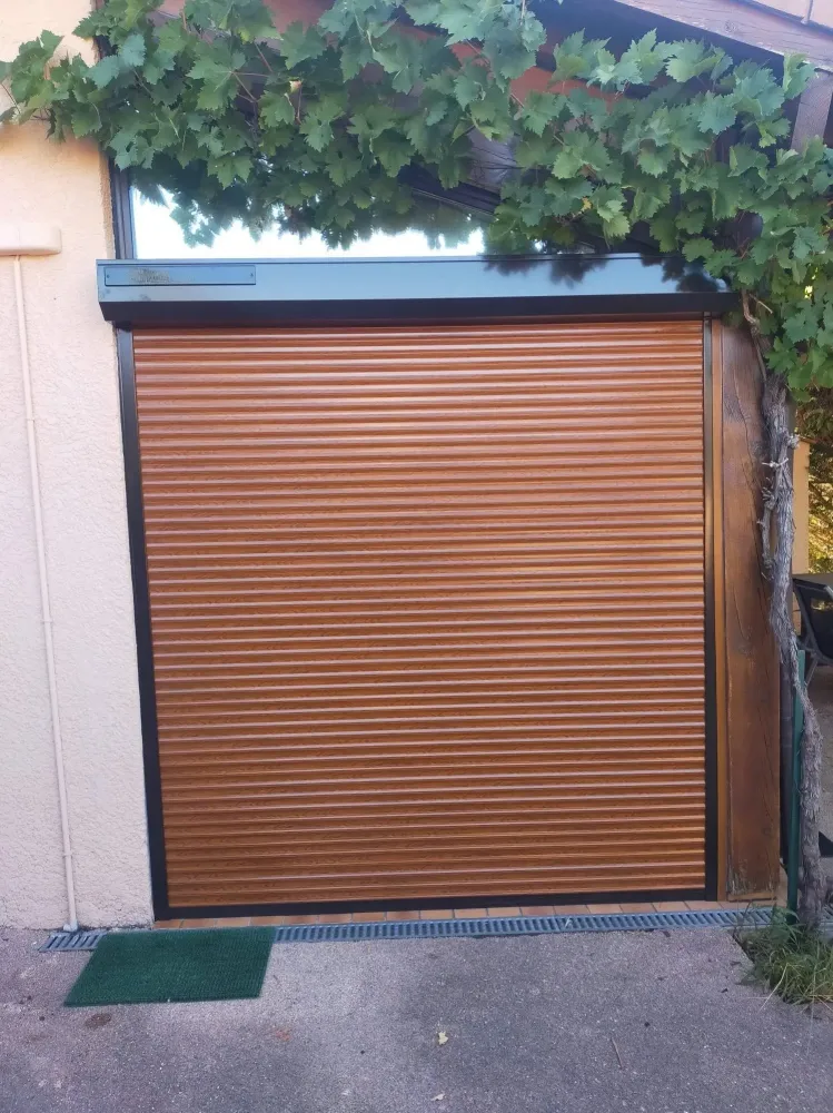 Rénovation de menuiseries à Saint-Julien-en-Born